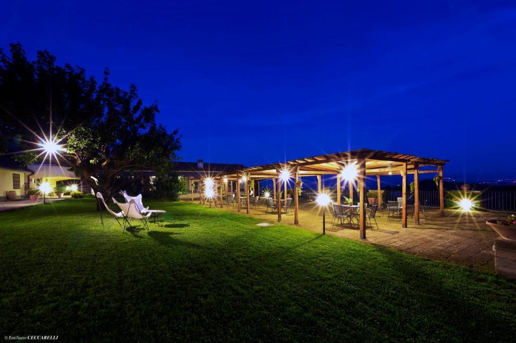 Agriturismo Valle Siriaca Кастельнуово-ди-Порто Экстерьер фото